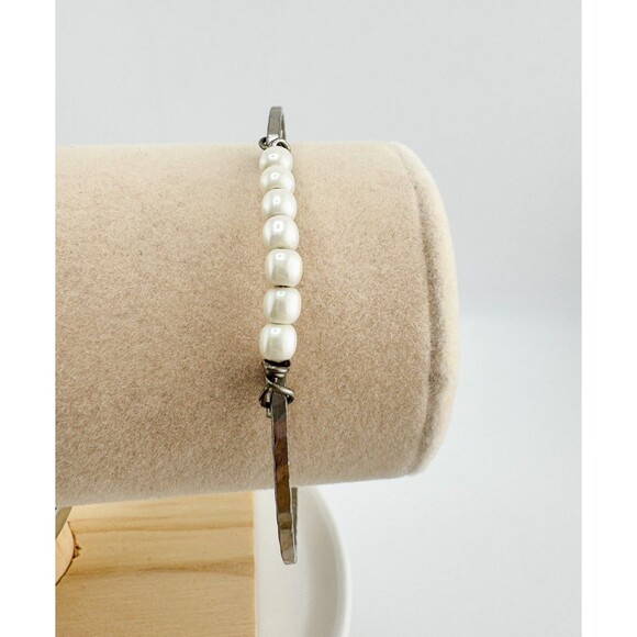 4 Silver Tone Stackable Bracelets Vintage Rhinestone Pearl Inspirational Heart - Picture 4 of 14